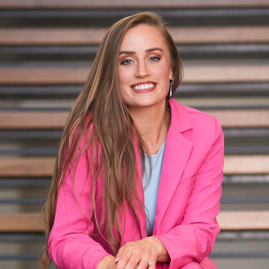 Dr. Julie Ludovici Ward Dr. Julie Ludovici Ward